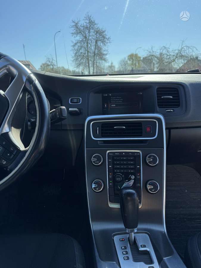 Volvo S60, 2.4 l., Седан