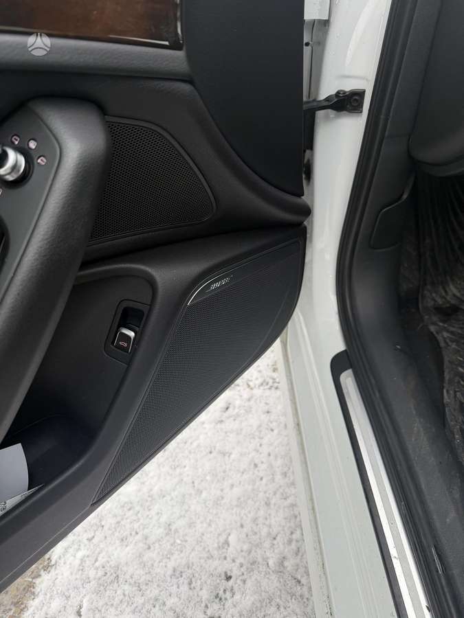 Audi A6, sedanas