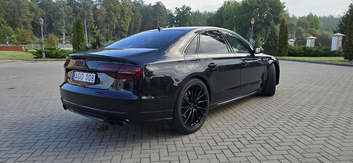 Audi A8, 3.0 l., Седан