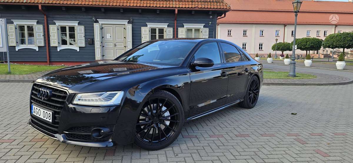 Audi A8, 3.0 l., Седан