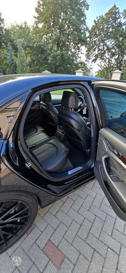 Audi A8, 3.0 l., Седан