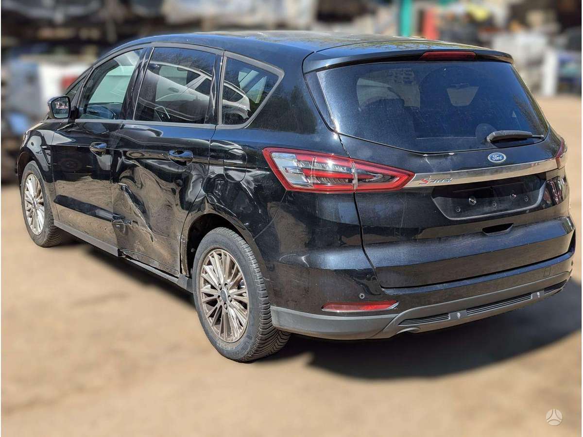 Ford S-MAX engine