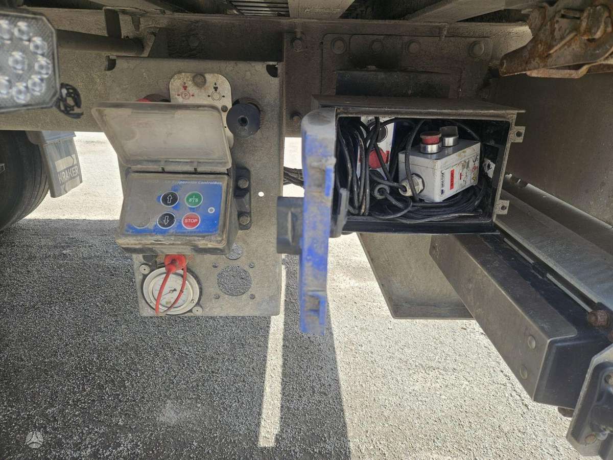 Kraker K FORCE walkingfloor, with moving floor