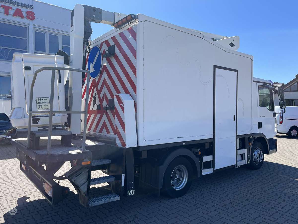 MAN TGL 12.210, other