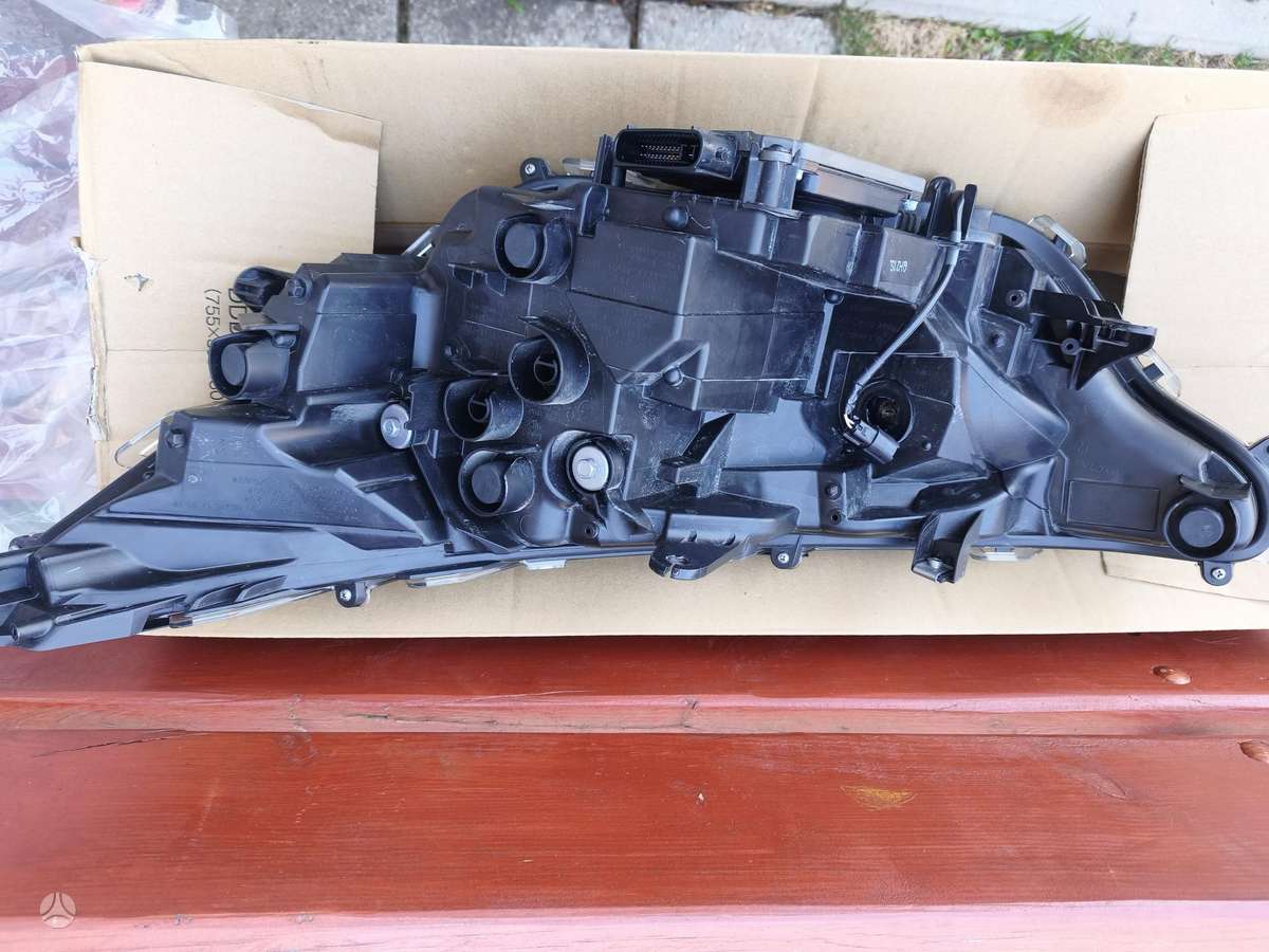 Toyota RAV4 детали кузова