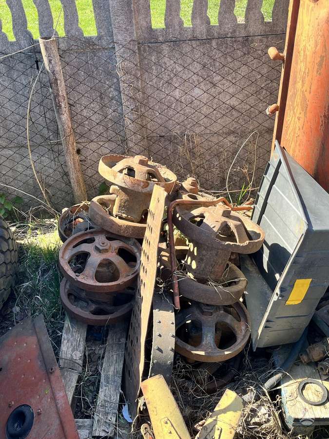 DT 75 dalys, другое