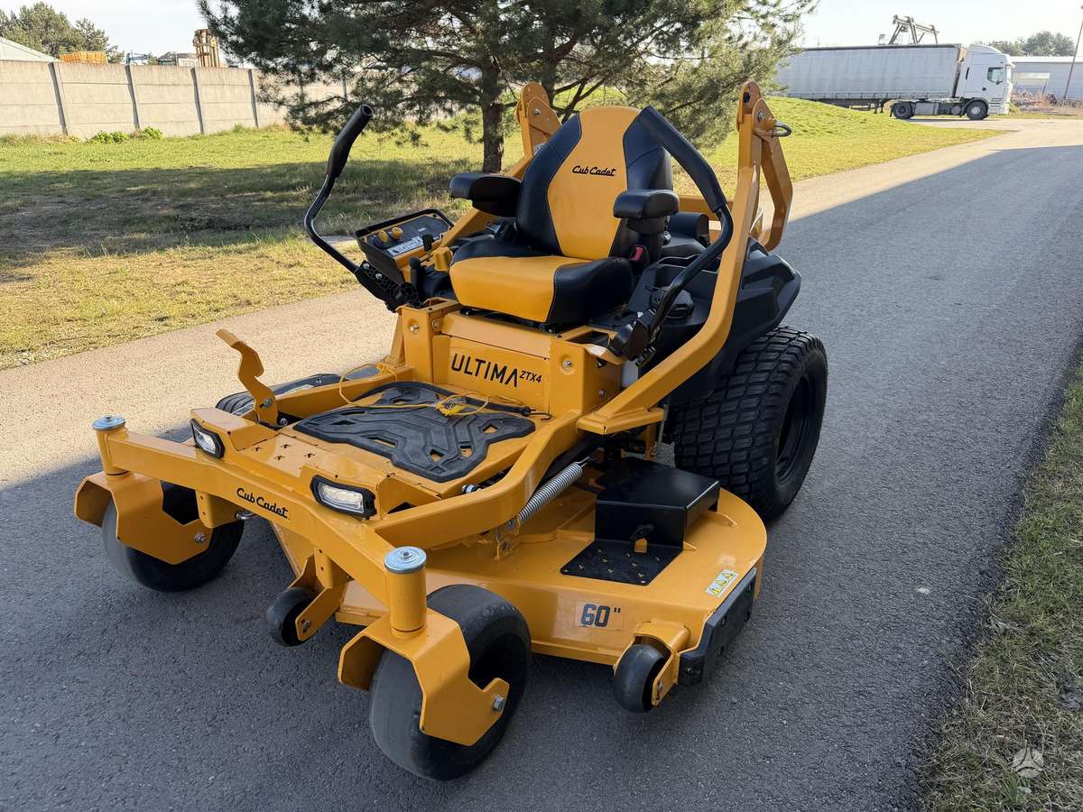 CUB CADET ZTX4, садовые тракторы
