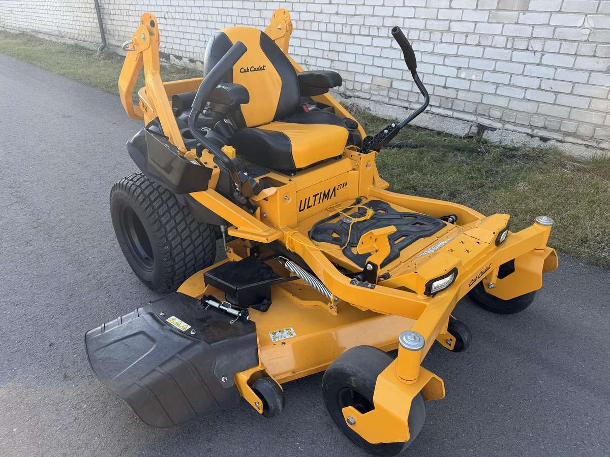 CUB CADET ZTX4, садовые тракторы