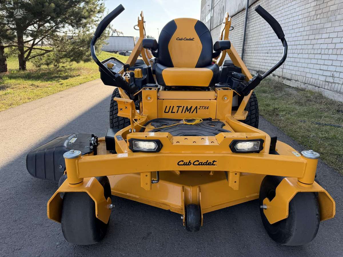 CUB CADET ZTX4, садовые тракторы