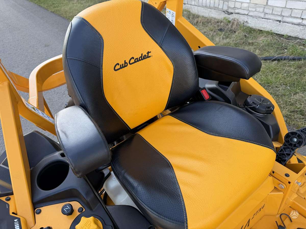 CUB CADET ZTX4, садовые тракторы