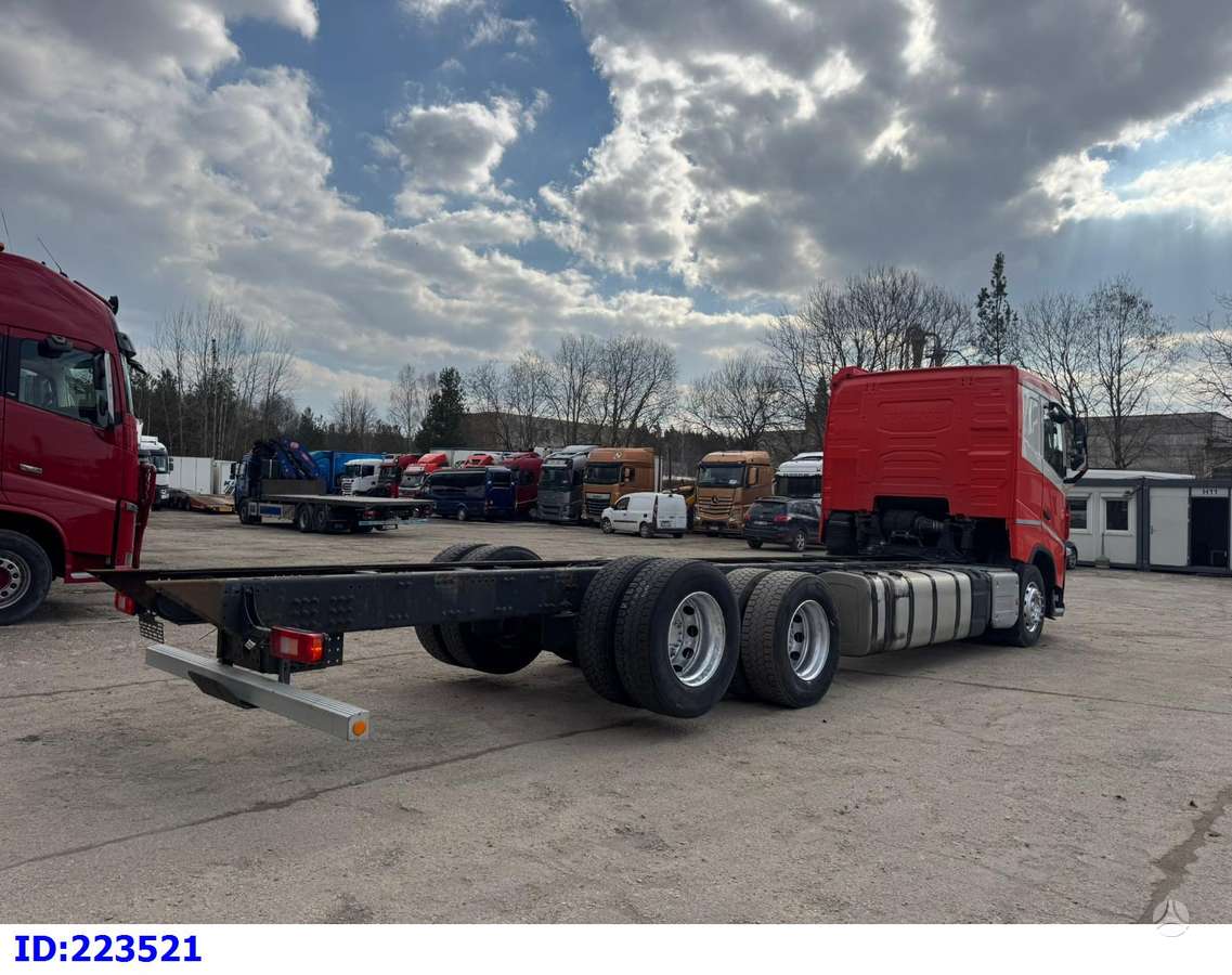Volvo FH13 460HP 6x2, шасси