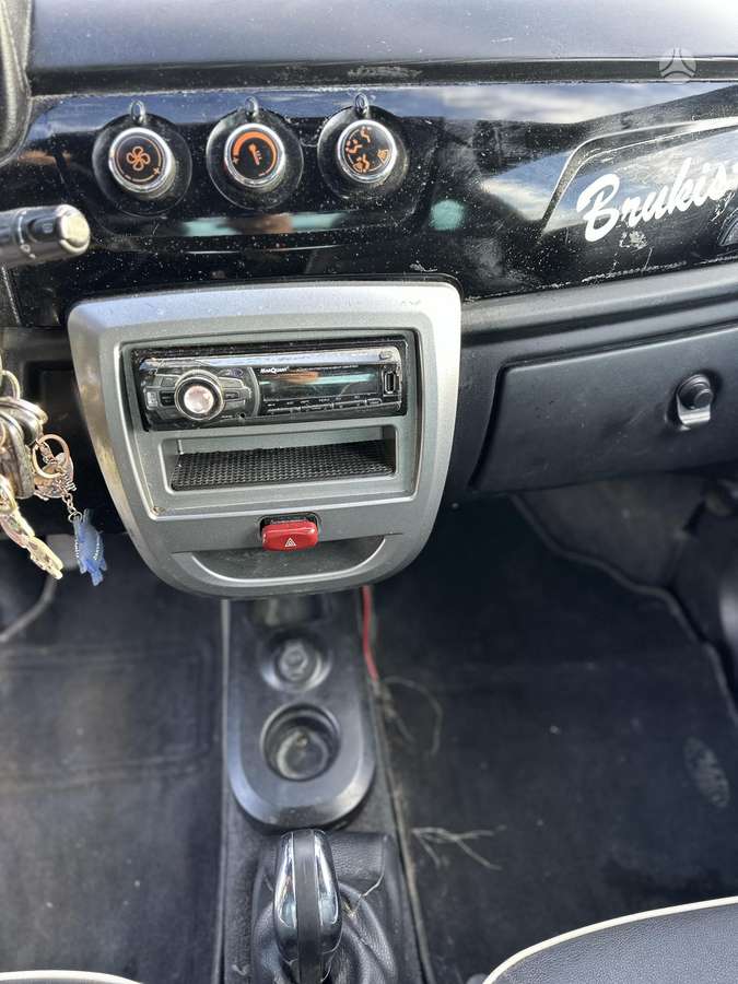 Microcar M8, 0.4 l., hatchback