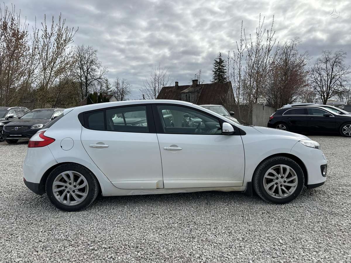 Renault Megane - 5