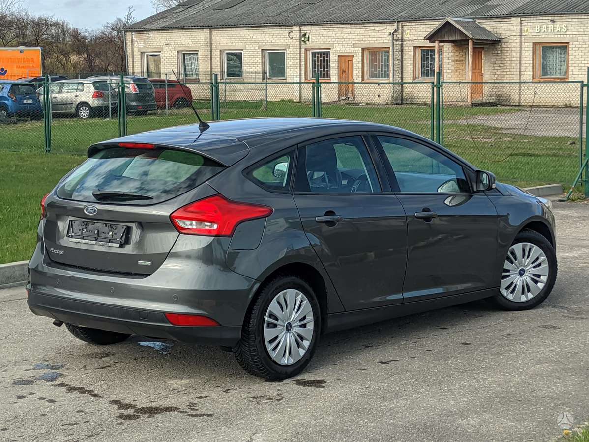 Ford Focus, 1.0 l., hatchback