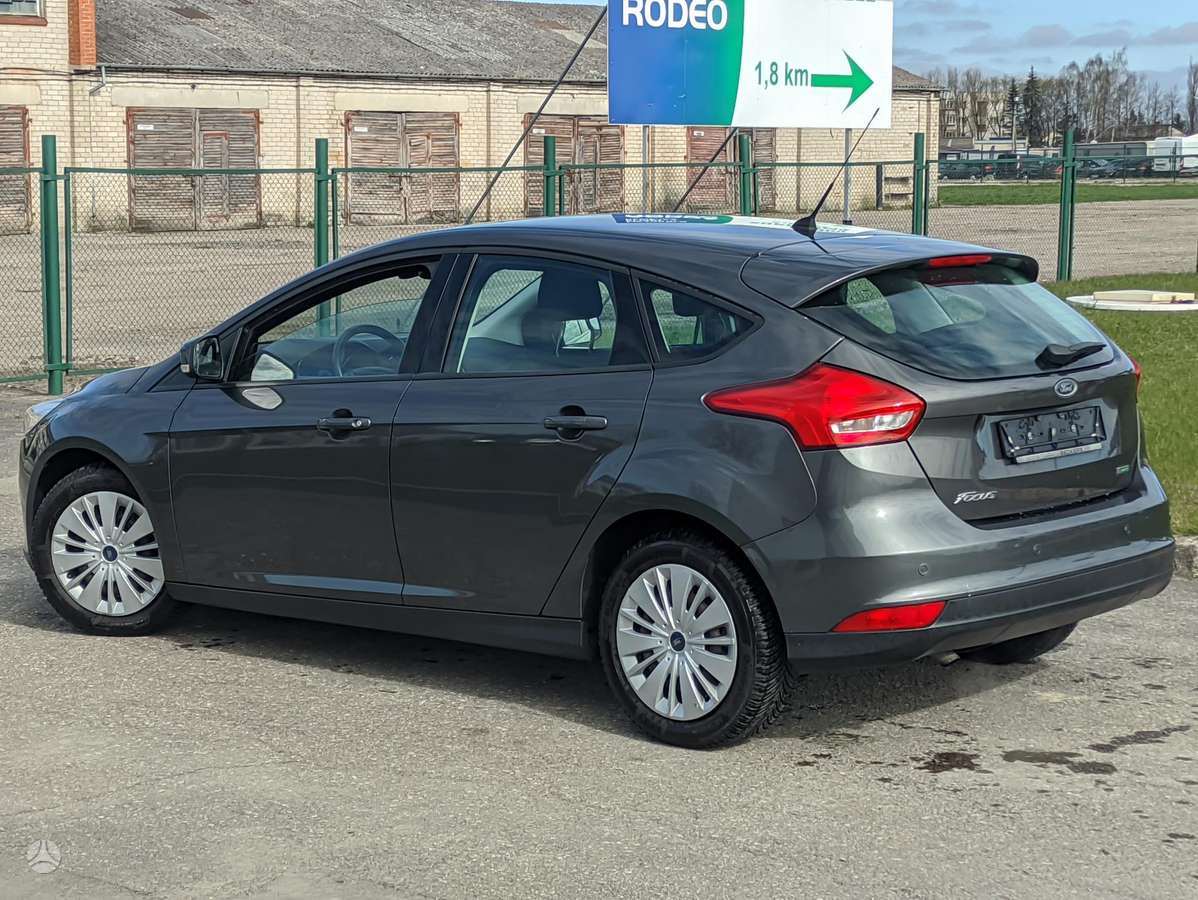 Ford Focus, 1.0 l., hatchback