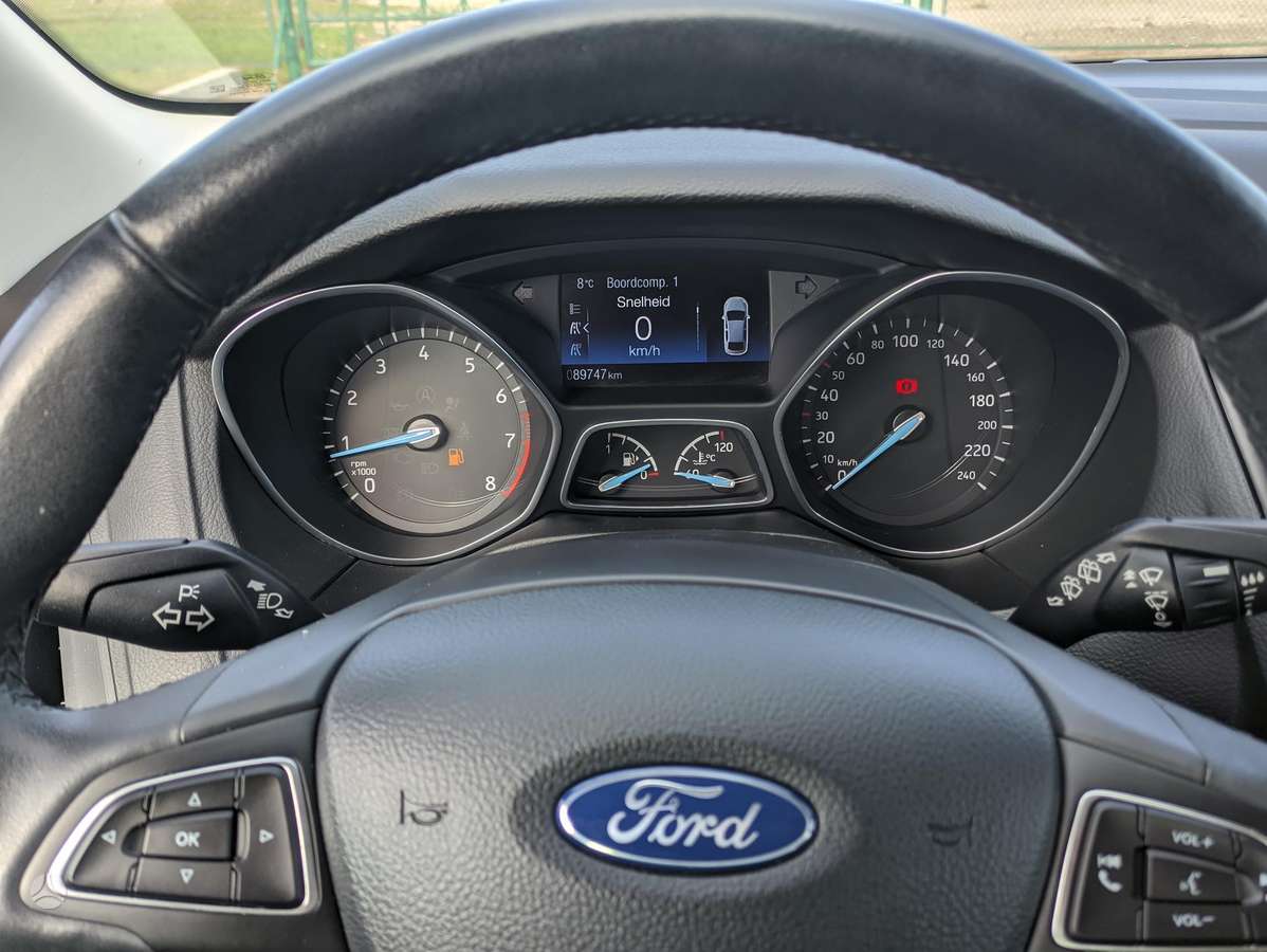 Ford Focus, 1.0 l., hatchback