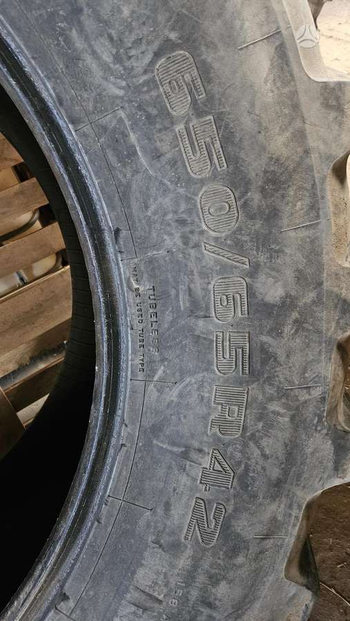 Firestone 650/65r42