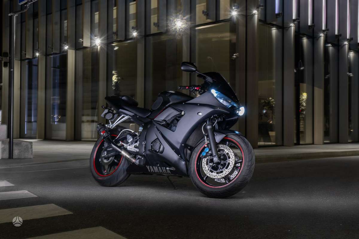 Yamaha R6 599cc, superbikes