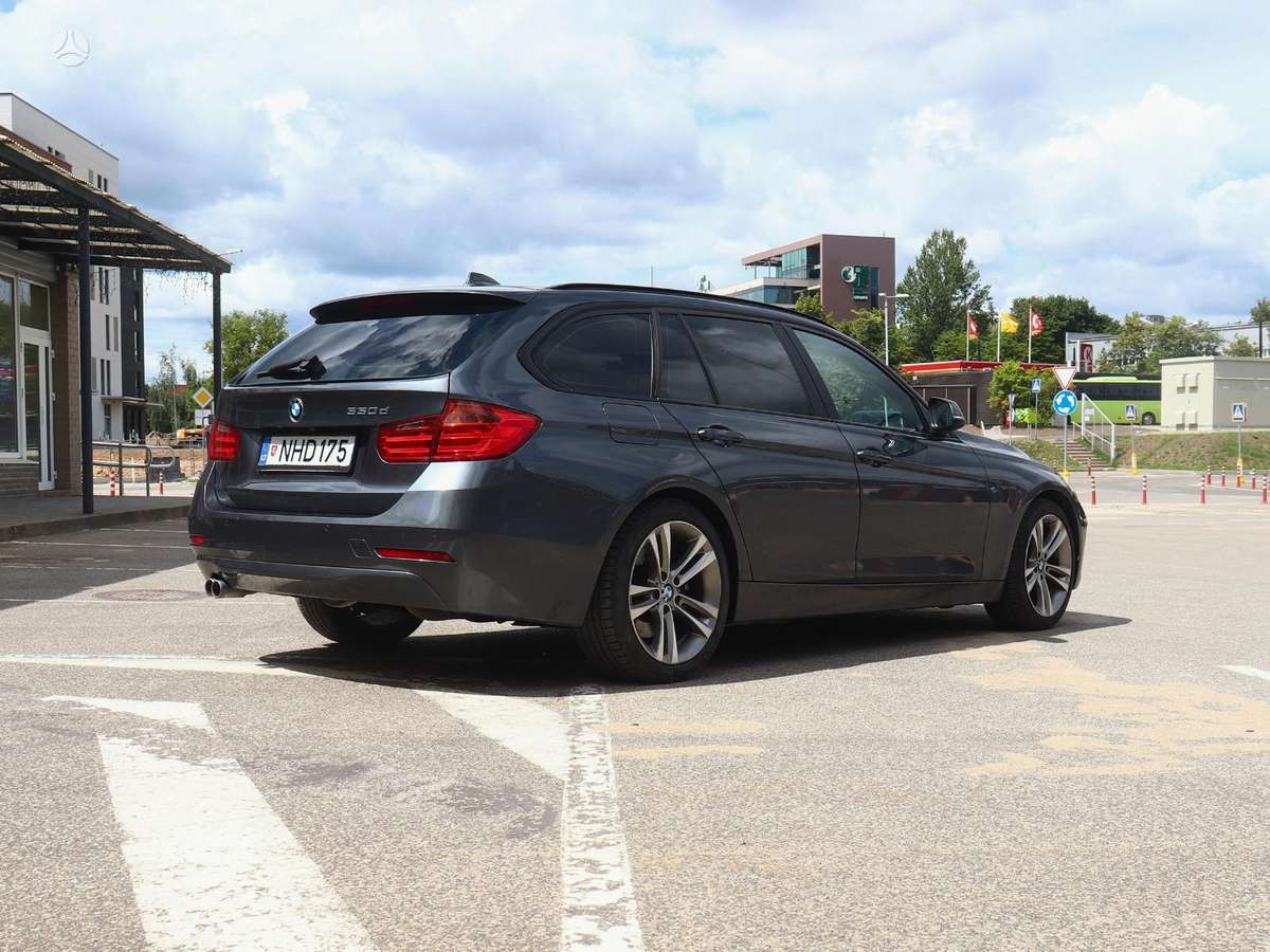 BMW 330, 3.0 l., Универсал