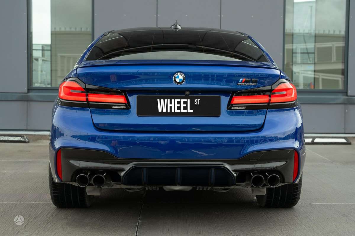 BMW M5, 4.4 l., Седан