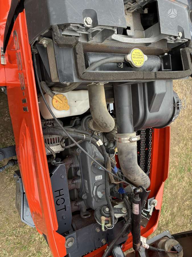Kubota G23-ll, садовые тракторы