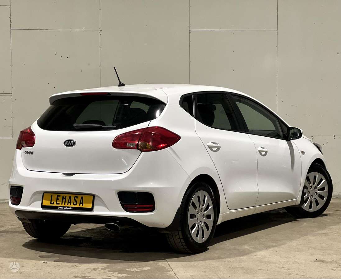 Kia Ceed, 1.6 l., hatchback