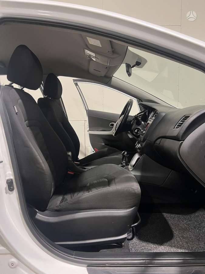 Kia Ceed, 1.6 l., hatchback
