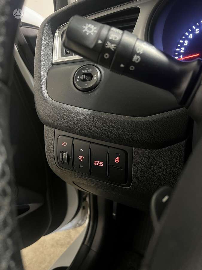 Kia Ceed, 1.6 l., hatchback