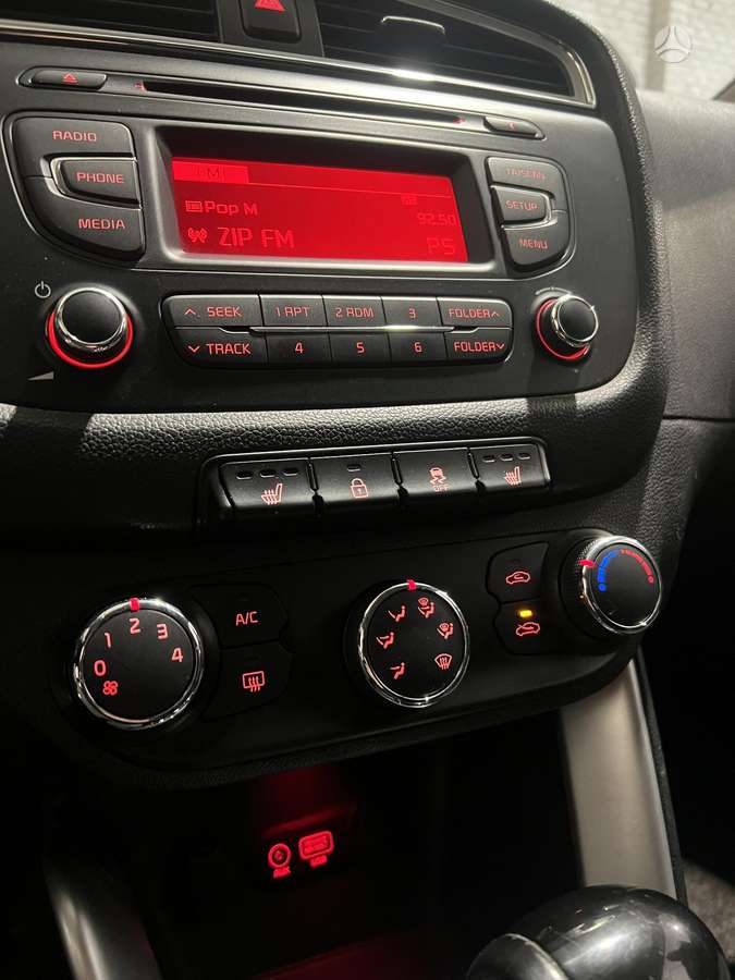 Kia Ceed, 1.6 l., hatchback