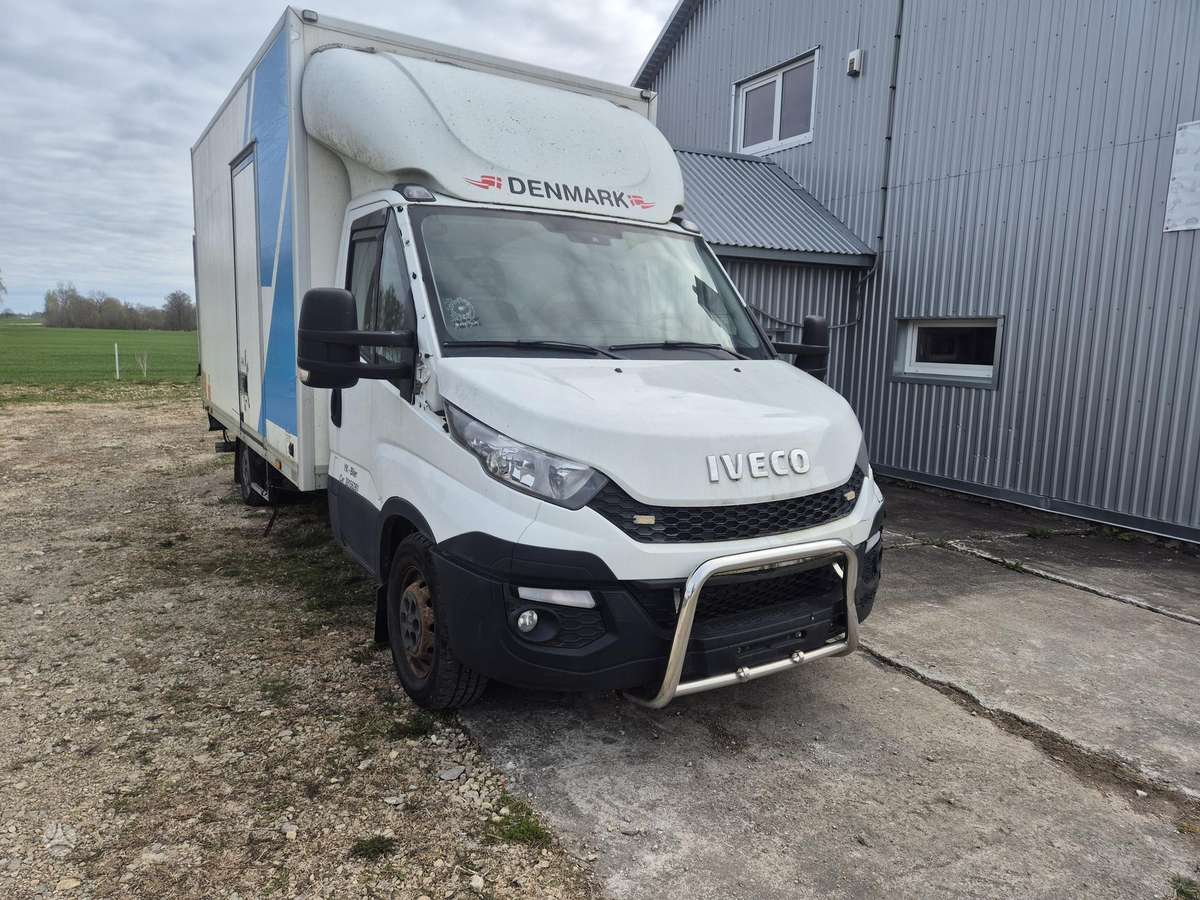 Iveco Daily, cargo vans