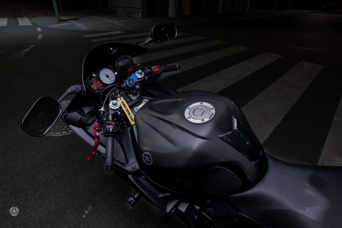 Yamaha R6 599cc, superbikes