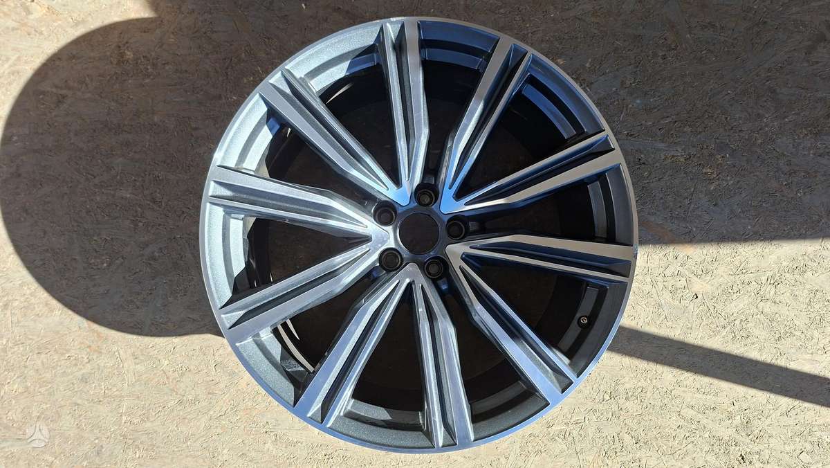 Audi Q8, 4M8601025, Cen30246