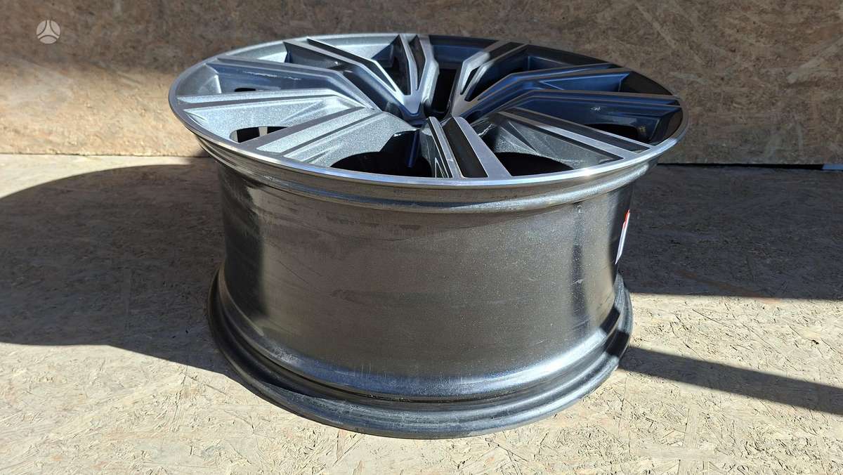 Audi Q8, 4M8601025, Cen30246