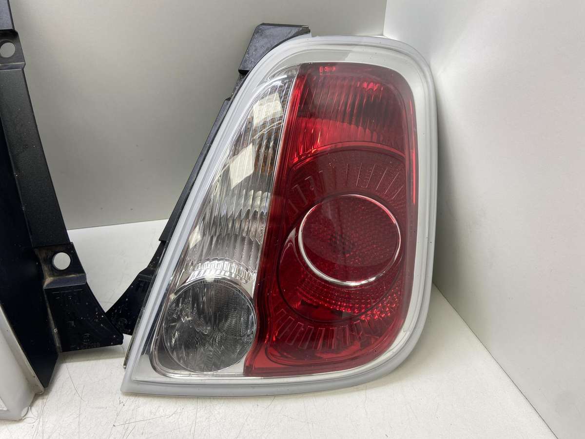 Fiat 500 lights
