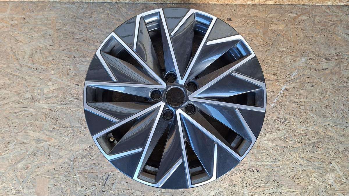 Skoda Superb, 3V0601025, Cen30299