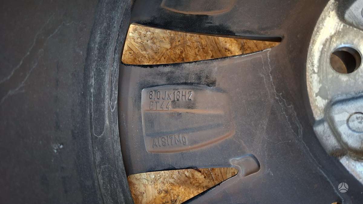 Skoda Superb, 3V0601025, Cen30299