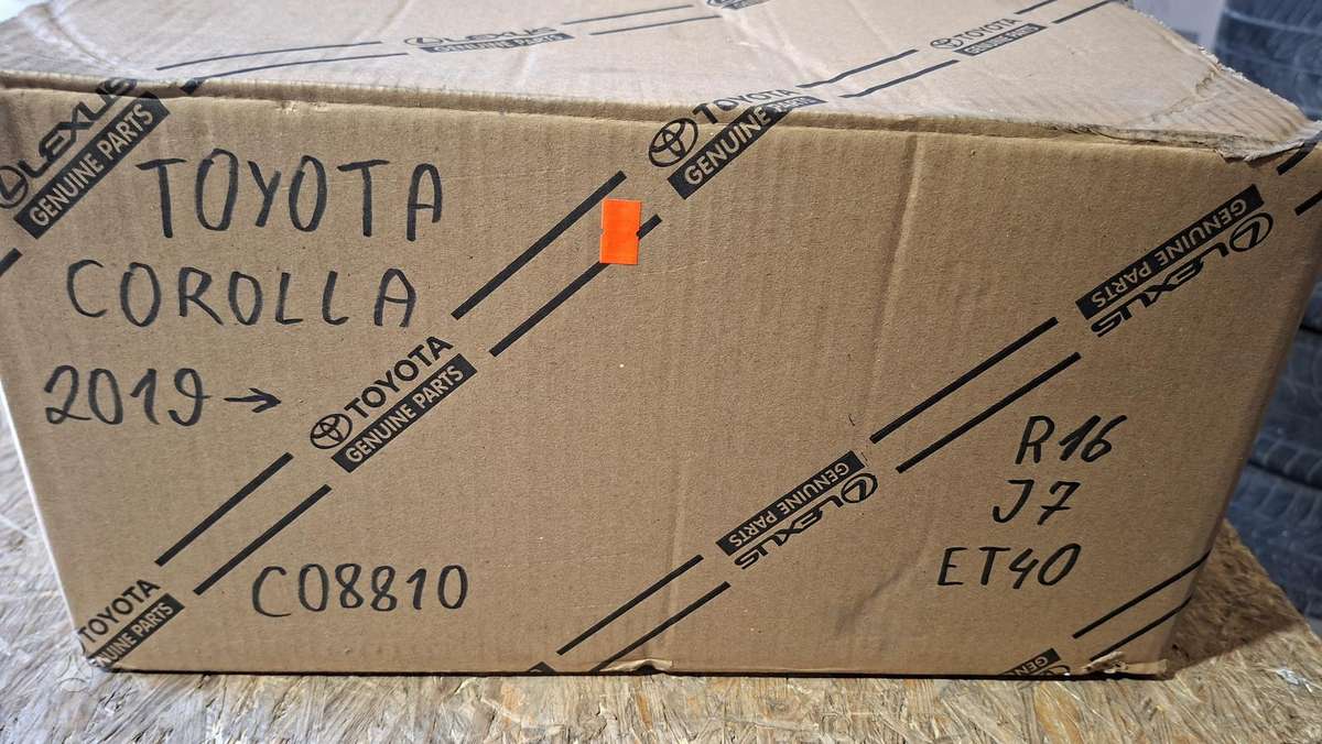 Toyota Corolla, 4261102R10, Cen30307