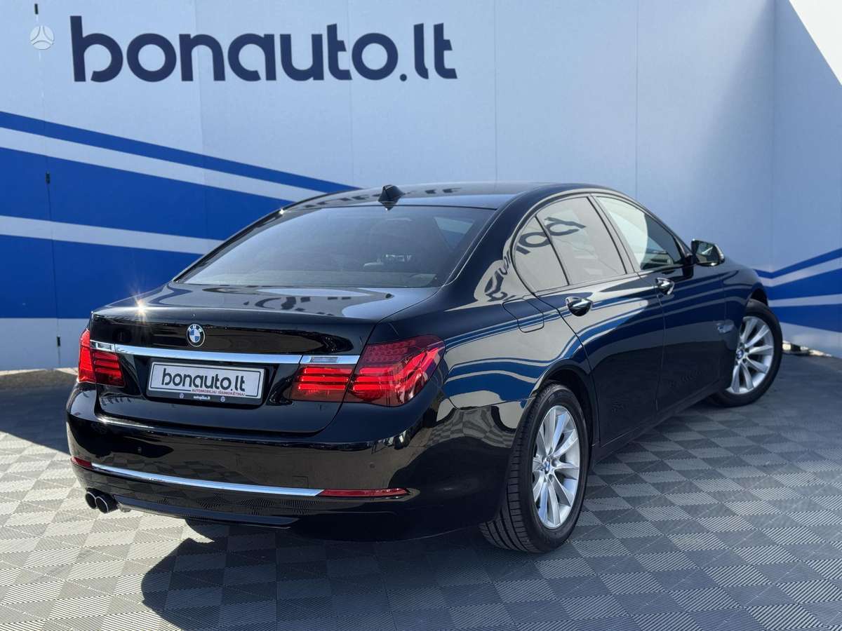 BMW 730, 3.0 l., Лимузин
