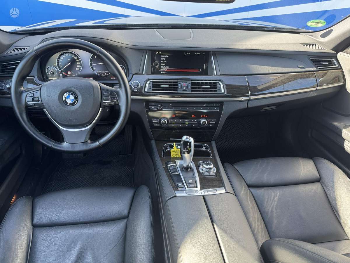 BMW 730, 3.0 l., Лимузин