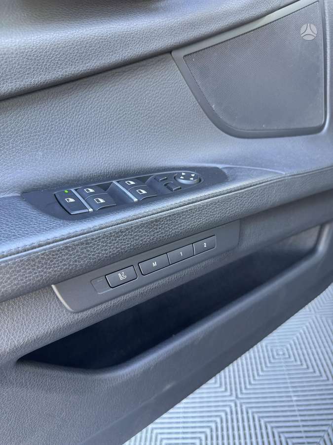 BMW 730, 3.0 l., Лимузин