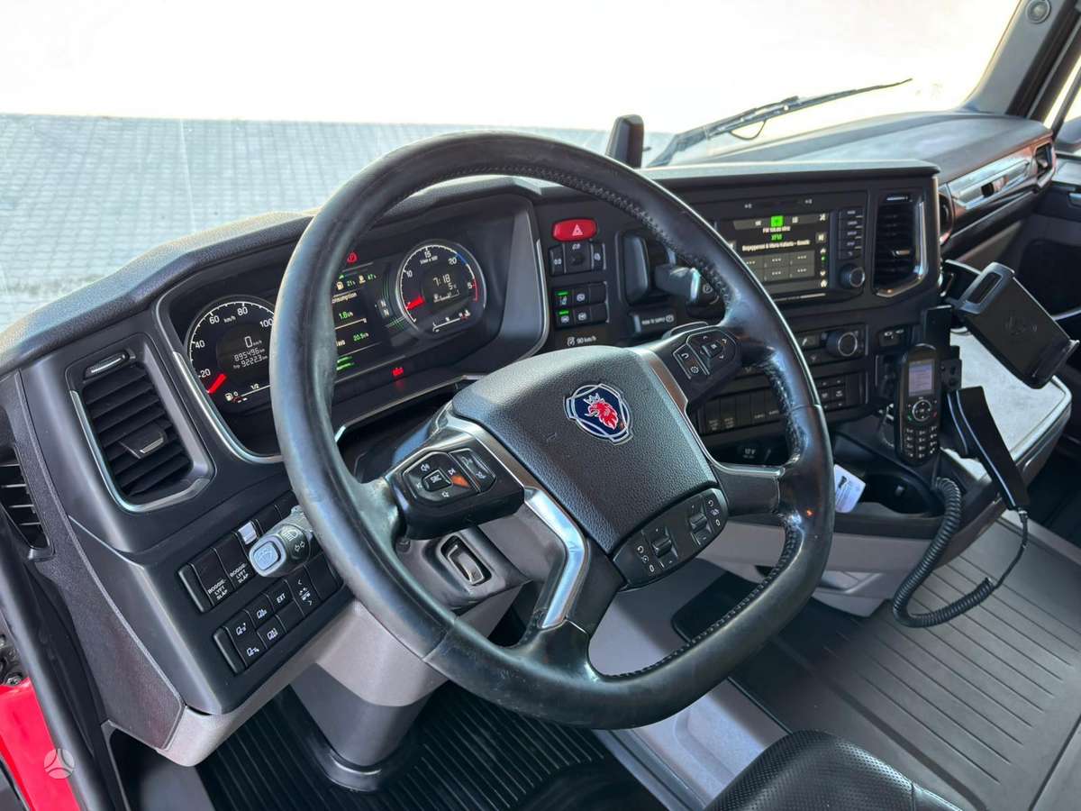 Scania R 650 6x4, шасси