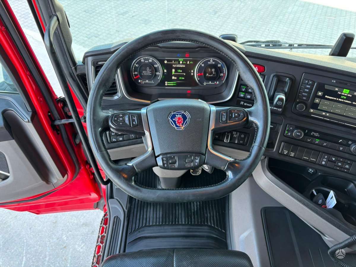 Scania R 650 6x4, шасси