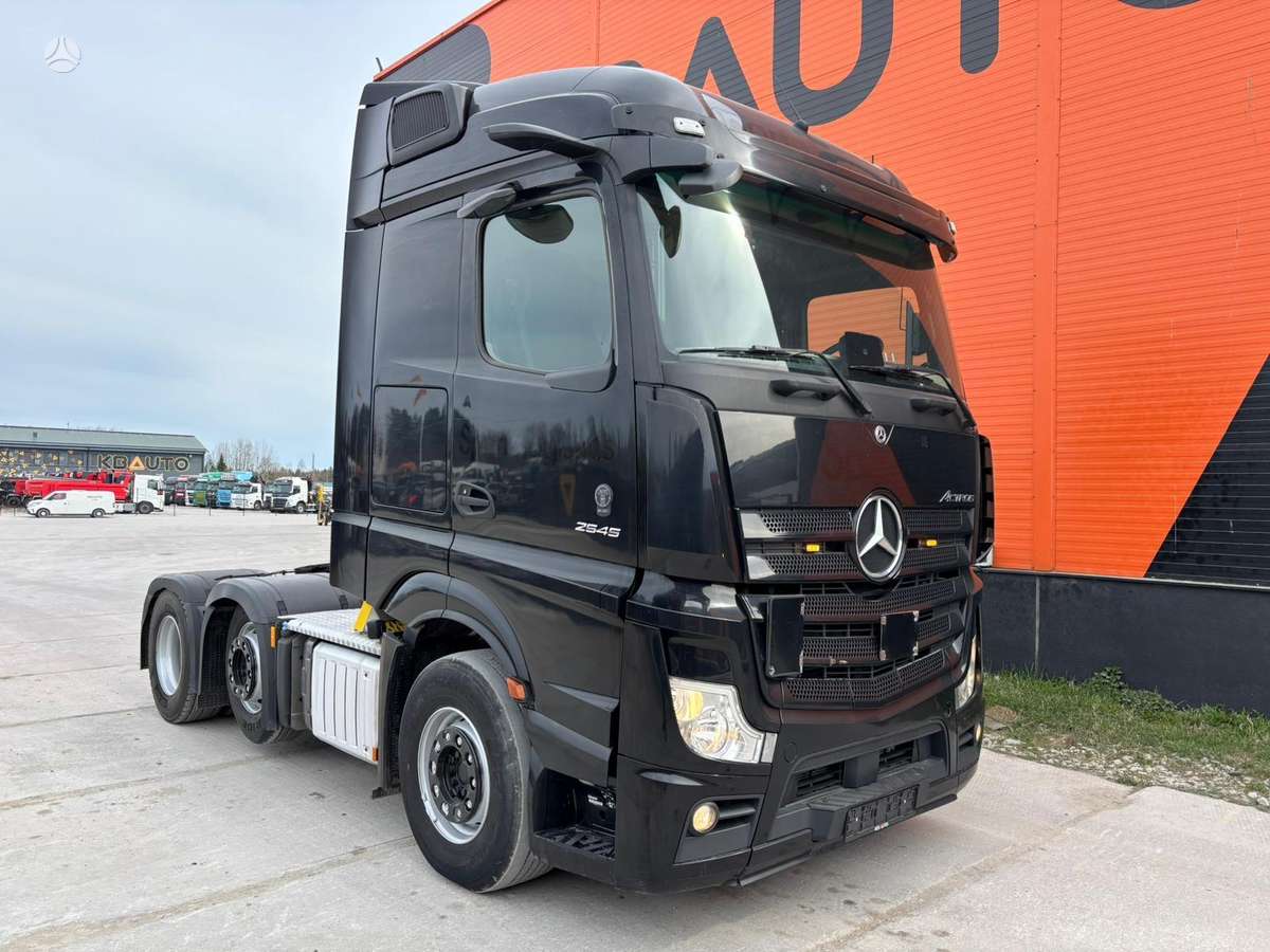 Mercedes-Benz Actros 2545 6x2/4, single sleeper