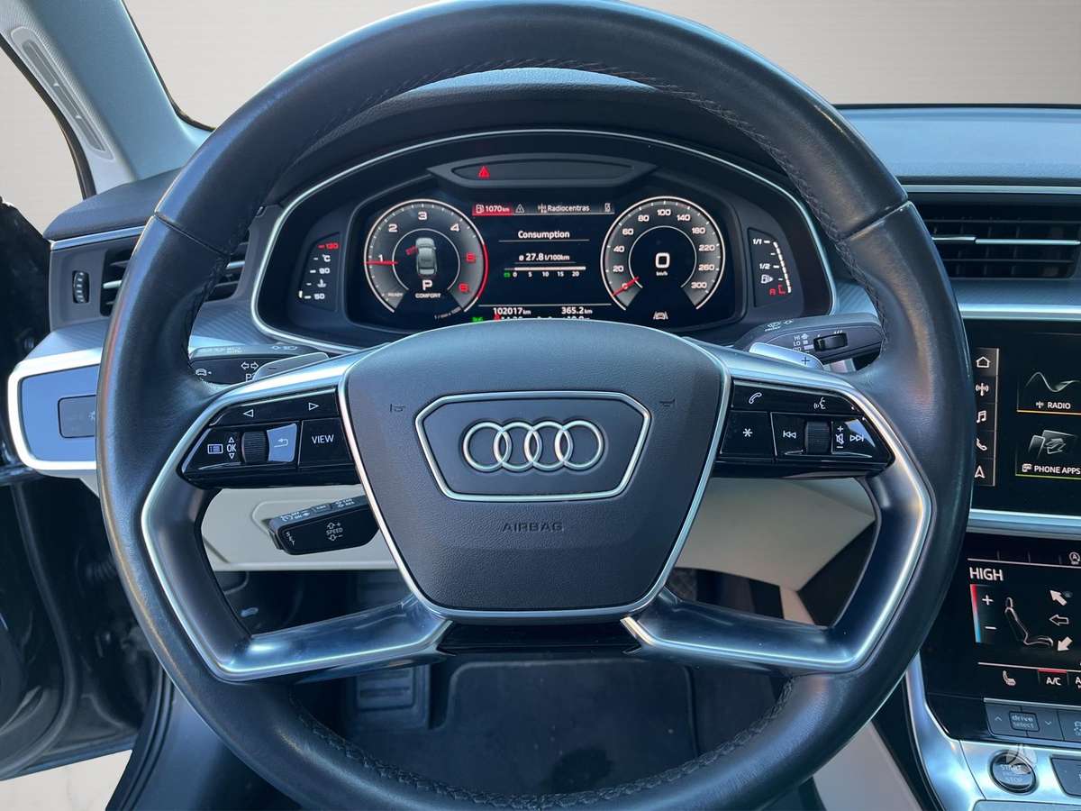 Audi A6, 2.0 l., Седан