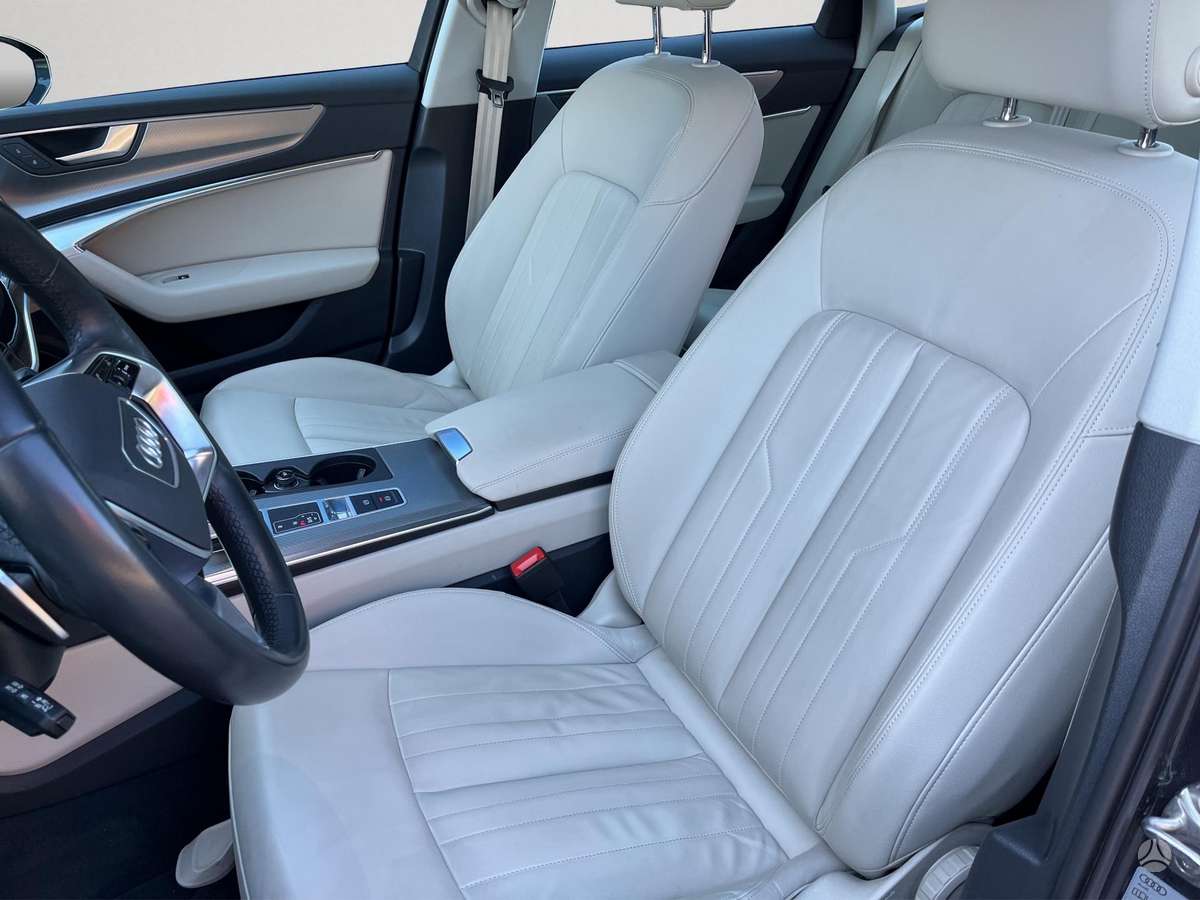 Audi A6, 2.0 l., Седан