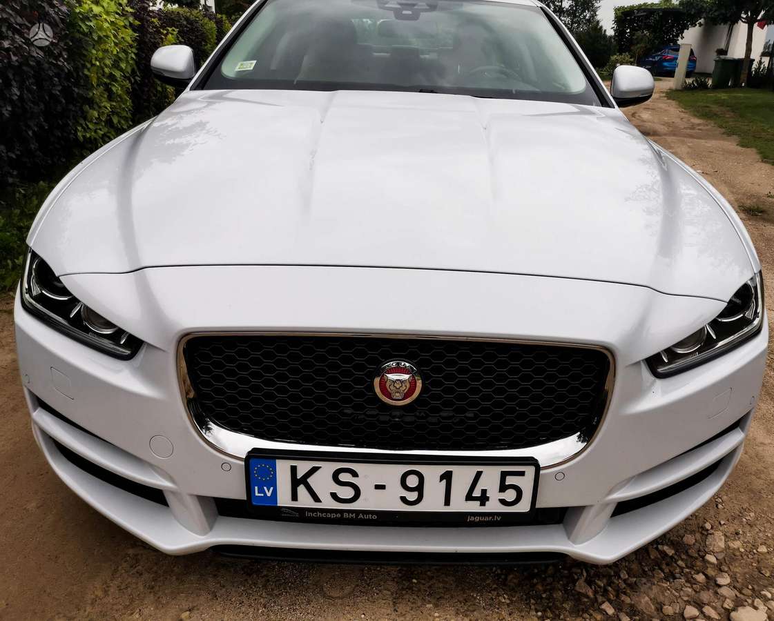 Jaguar XE, 2.0 l., Седан