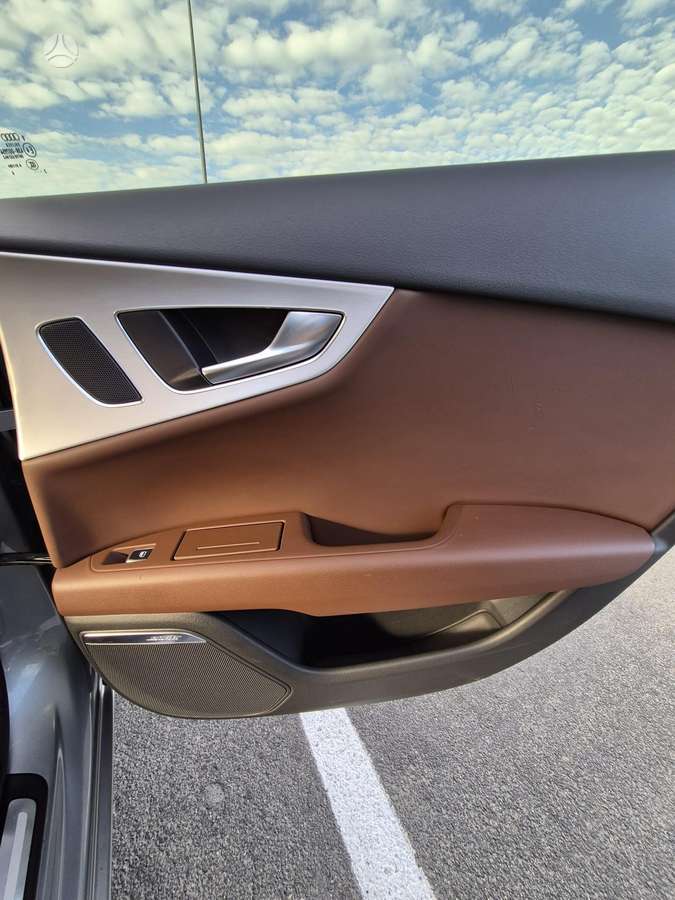 Audi A7, 3.0 l., hatchback