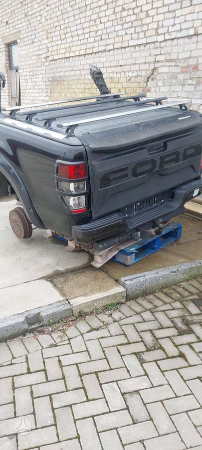 Ford Ranger kėbulo dalys
