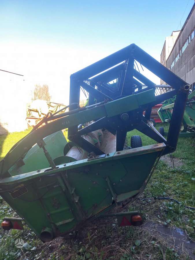 John Deere 1188