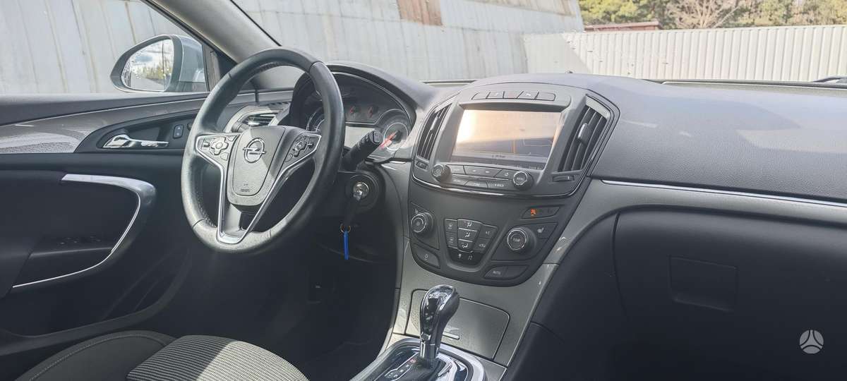 Opel Insignia, 2.0 l., Универсал